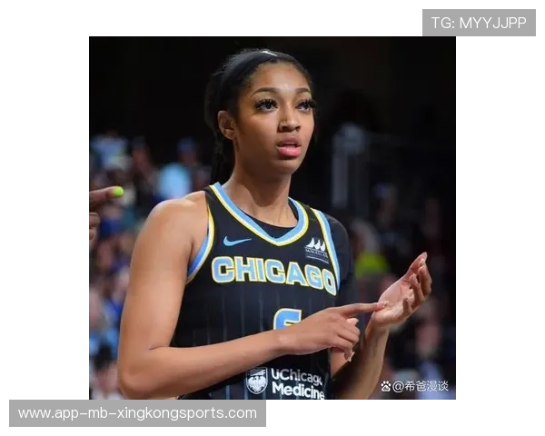 WNBA 新人王 40+10 双爆炸数据 WNBA 新人王 40+10 双爆炸数据