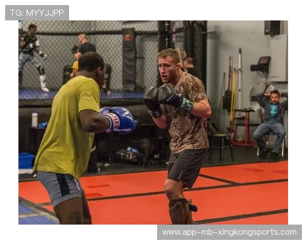 UFC短暂断电黑暗对打:极限挑战中的生死瞬间 UFC短暂断电黑暗对打:极限挑战中的生死瞬间